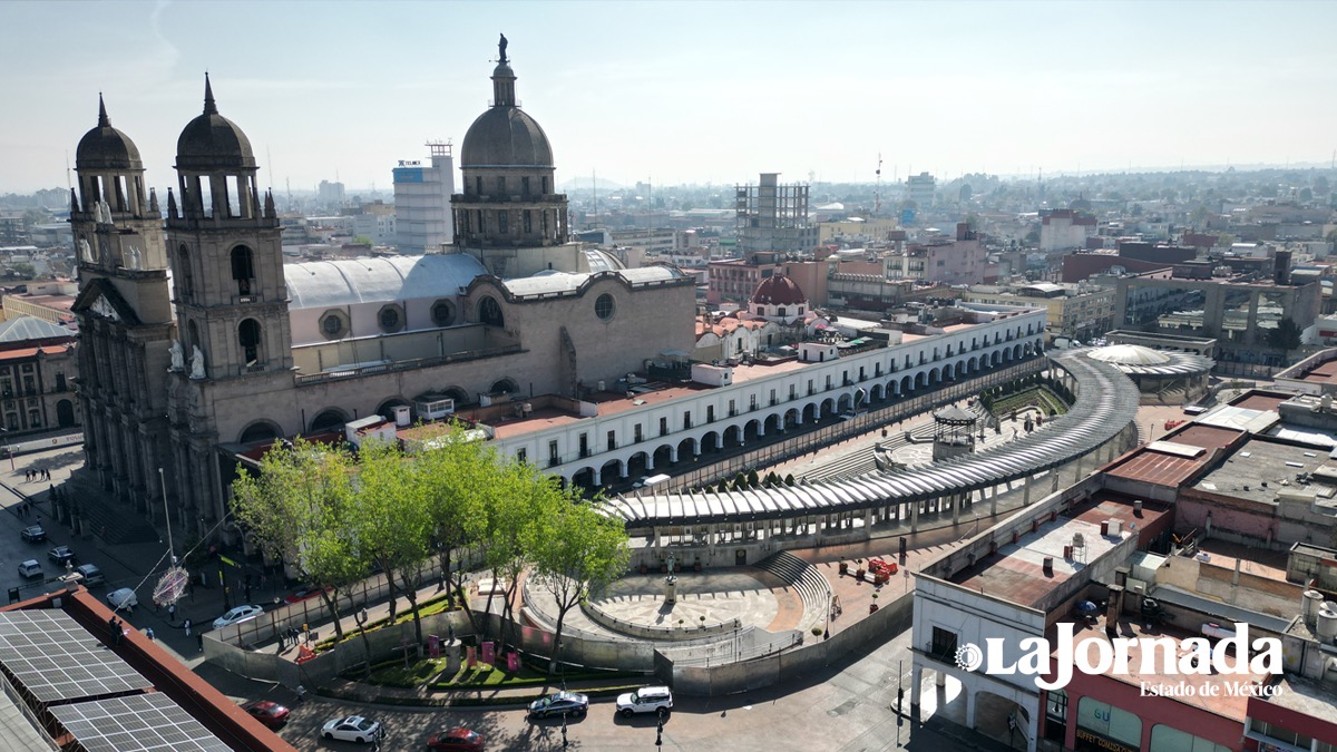 Plaza González Arratia 