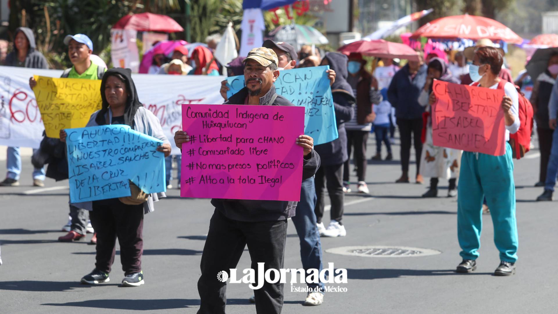 comerciantes-semifijos-del-centro-de-toluca-se-manifiestan-piden-que-los-dejen-trabajar