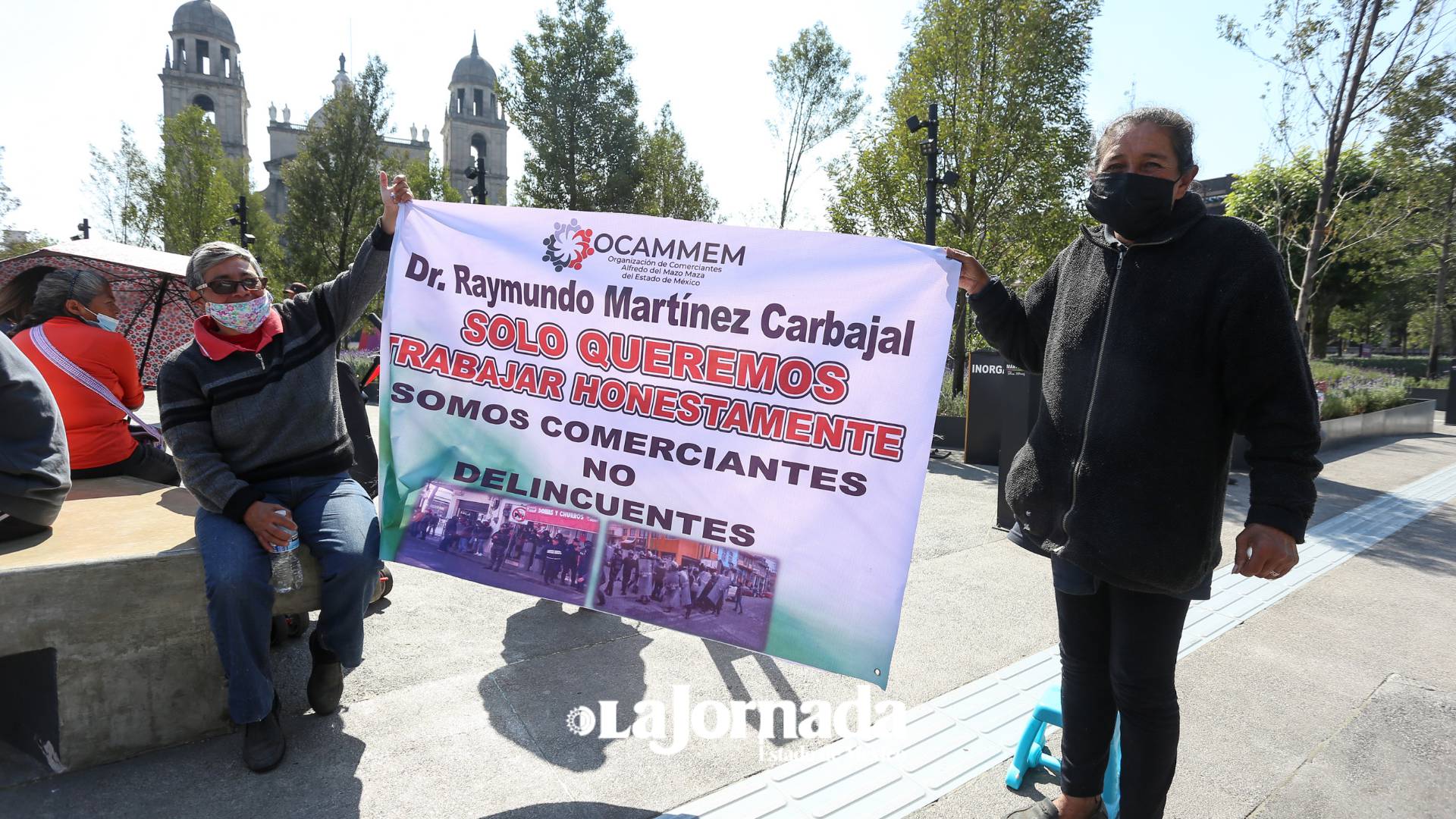 comerciantes-semifijos-del-centro-de-toluca-se-manifiestan-piden-que-los-dejen-trabajar