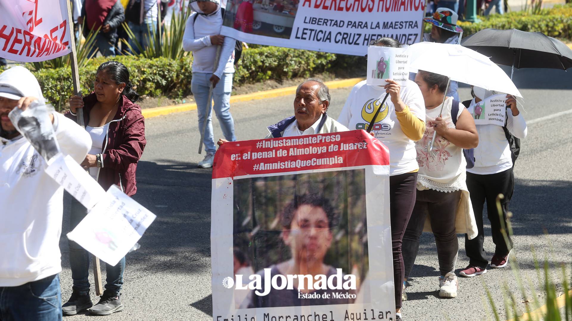 comerciantes-semifijos-del-centro-de-toluca-se-manifiestan-piden-que-los-dejen-trabajar