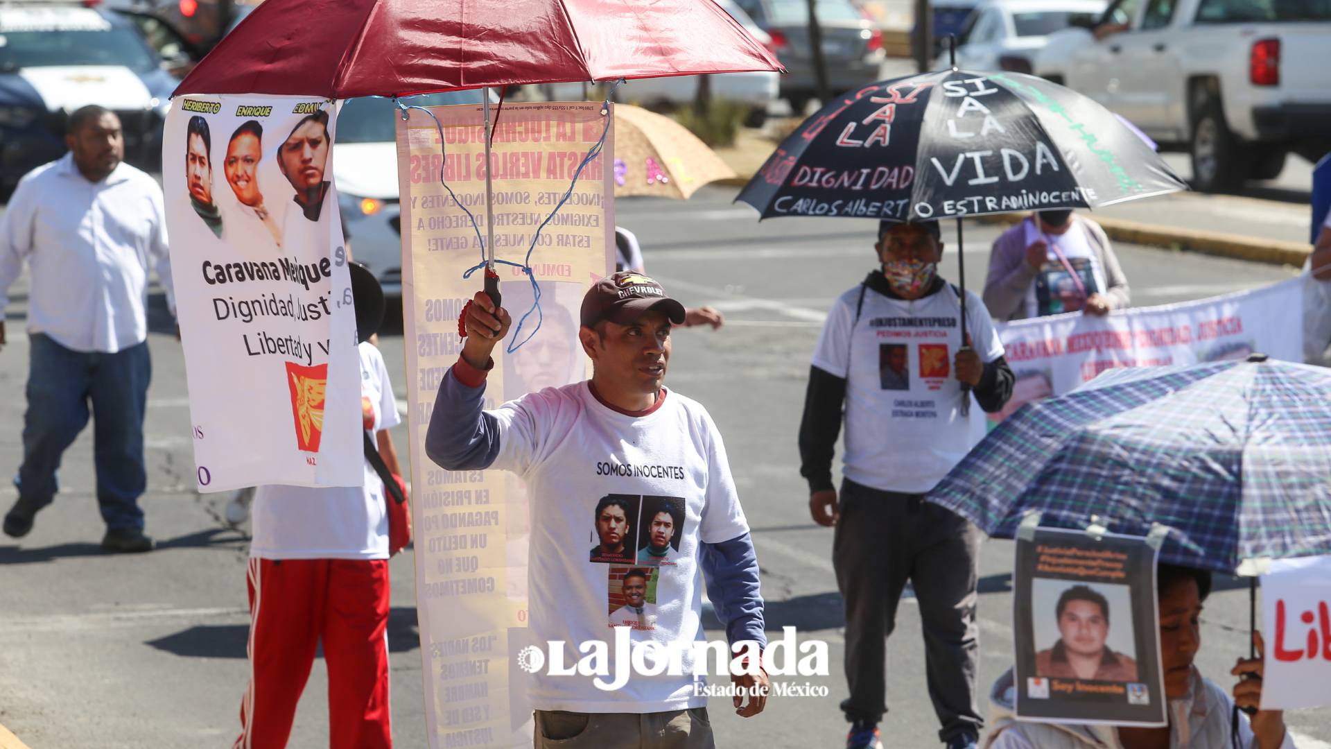 comerciantes-semifijos-del-centro-de-toluca-se-manifiestan-piden-que-los-dejen-trabajar