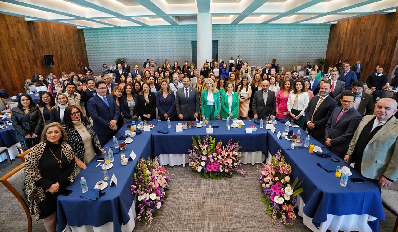 destacan-mujeres-empresarias-liderazgo-de-romina-contreras