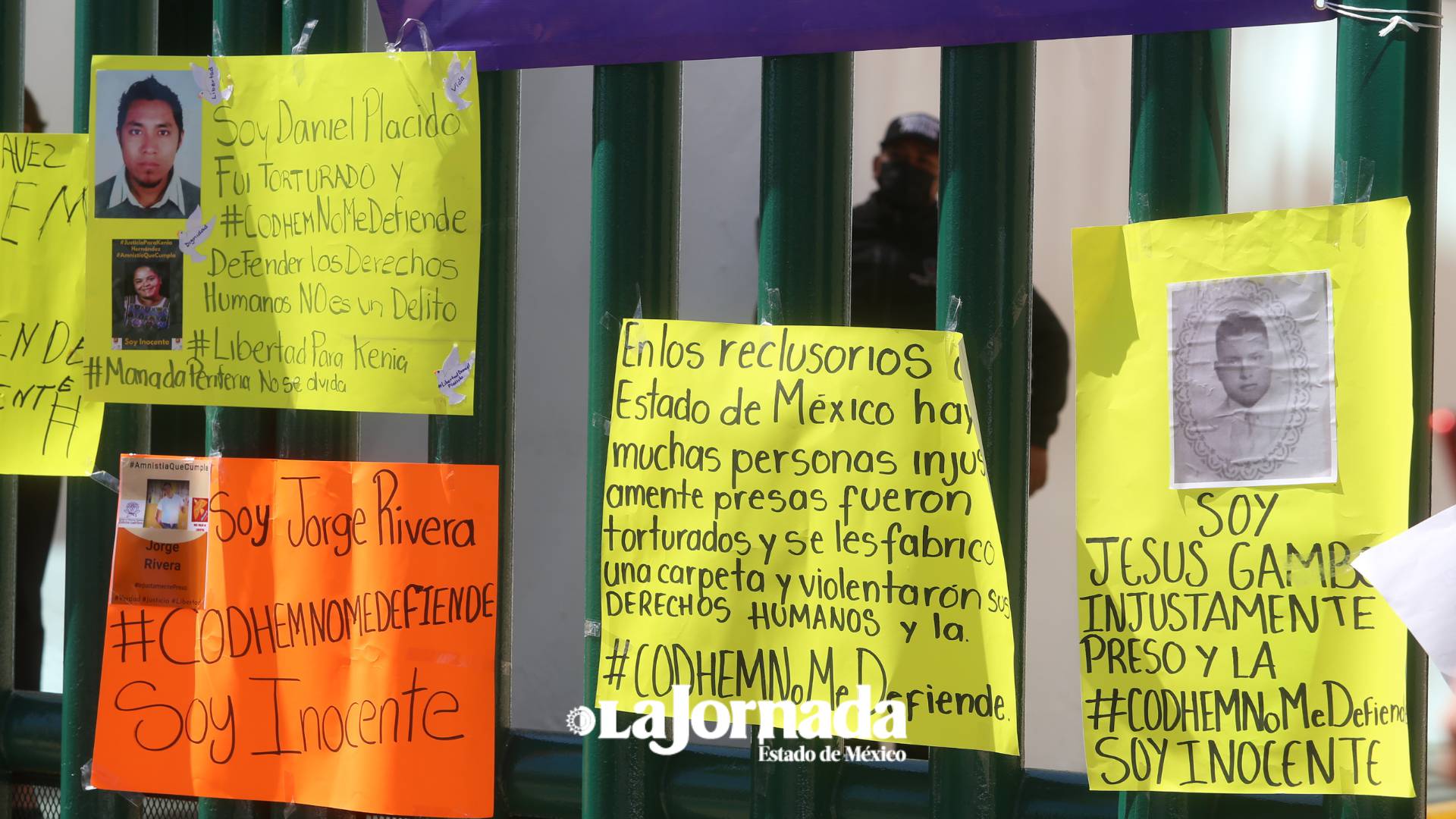 video-familiares-de-los-injustamente-presos-se-manifiestan-frente-a-la-comision-de-derechos-humanos-jornadaestadodemexico
